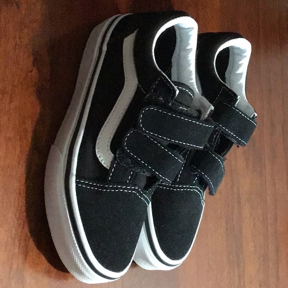 Girls Vans Black and White Sneakers!